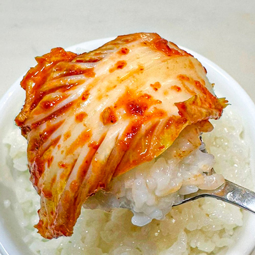 갓 담근 아식한 김장 김치 5kg